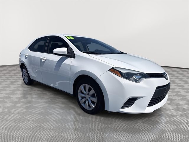 2015 Toyota Corolla LE FWD photo