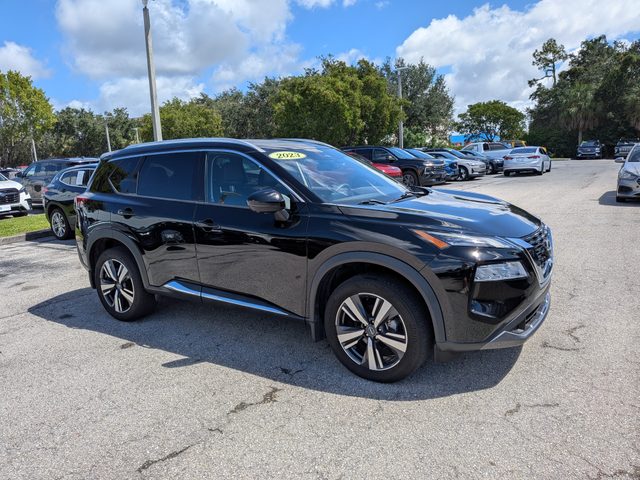 2023 Nissan Rogue SL FWD photo