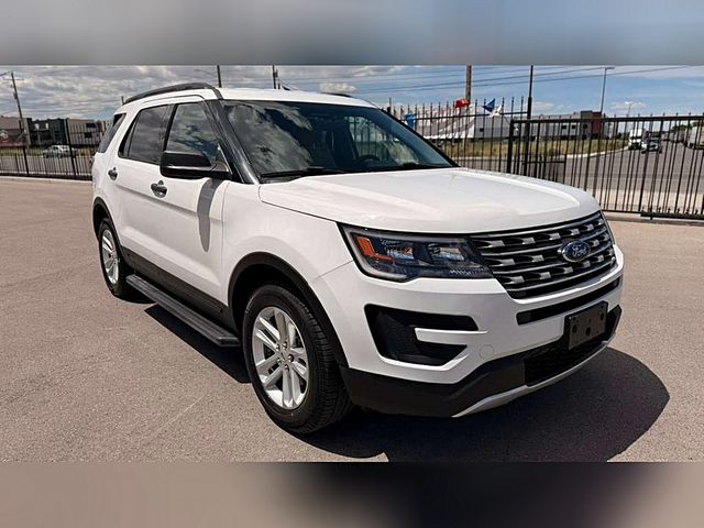 2017 Ford Explorer Base 4WD photo