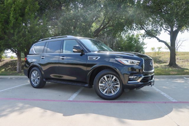 2021 Infiniti QX80 LUXE RWD photo