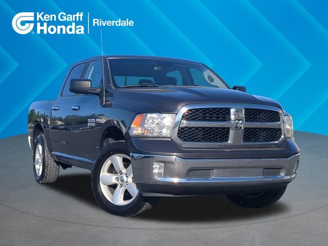 2017 Ram 1500 SLT 4WD photo