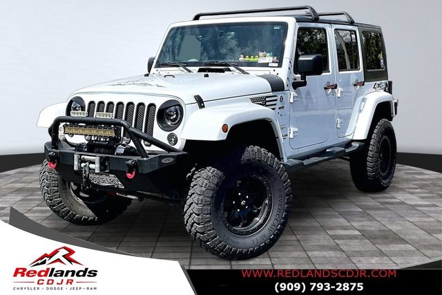 2015 Jeep Wrangler Unlimited Sahara 4WD photo