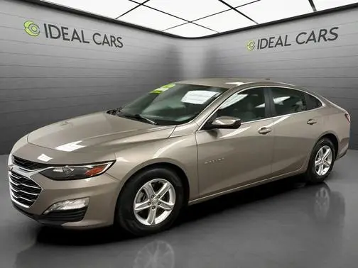 2022 Chevrolet Malibu LT FWD photo