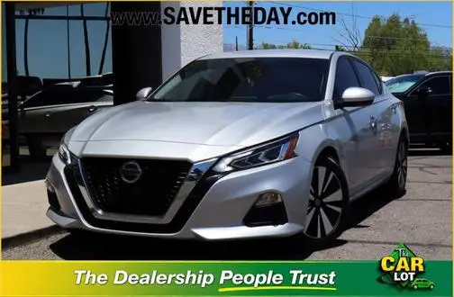 2021 Nissan Altima 2.5 SV FWD photo