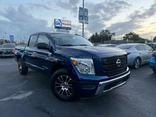 2021 Nissan Titan SV RWD photo