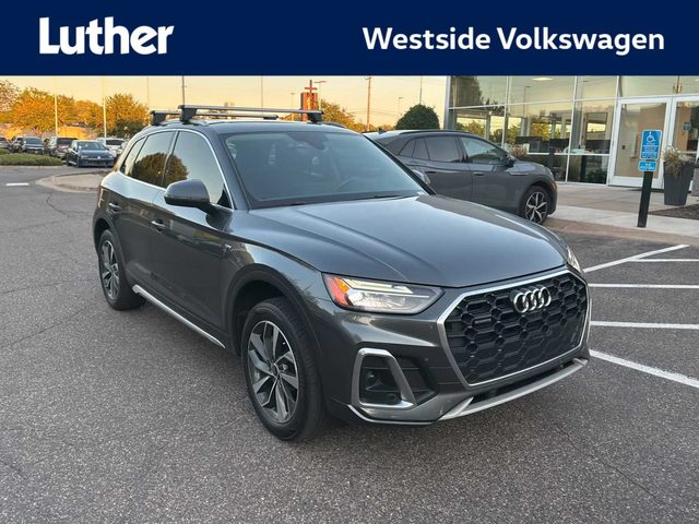 2022 Audi Q5 S line Premium Plus AWD photo