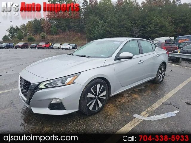 2022 Nissan Altima 2.5 SV FWD photo
