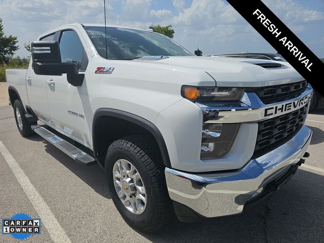 2023 Chevrolet Silverado 2500HD LT 4WD photo