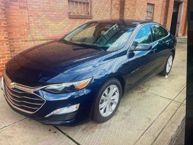 2021 Chevrolet Malibu LT FWD photo