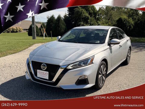 2022 Nissan Altima 2.5 SV FWD photo
