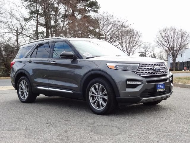 2023 Ford Explorer Limited 4WD photo
