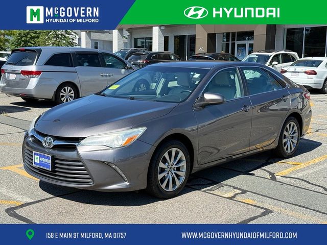 2015 Toyota Camry XLE FWD photo
