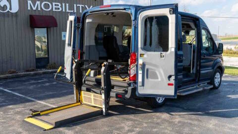 2016 Ford Transit Passenger Wagon RWD photo