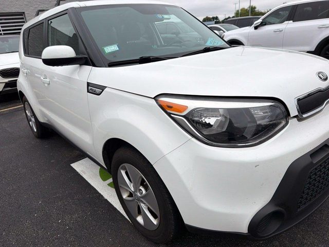 2015 Kia Soul Base FWD photo