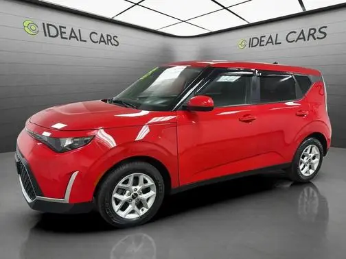 2023 Kia Soul LX FWD photo