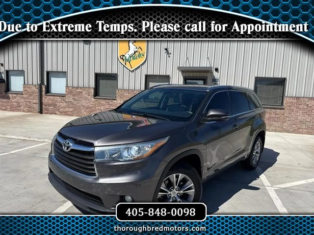 2015 Toyota Highlander XLE FWD photo
