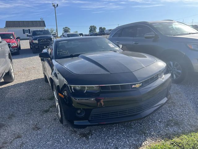 2015 Chevrolet Camaro LT RWD photo
