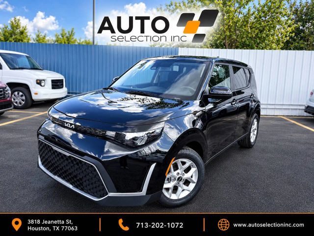 2023 Kia Soul LX FWD photo