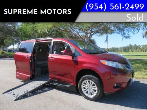 2017 Toyota Sienna Limited Premium FWD photo