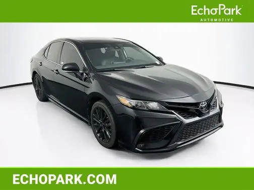 2023 Toyota Camry SE FWD photo