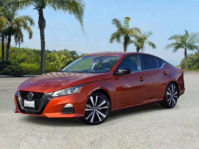 2022 Nissan Altima 2.5 SR FWD photo