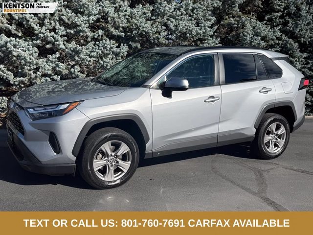 2023 Toyota RAV4 XLE AWD photo