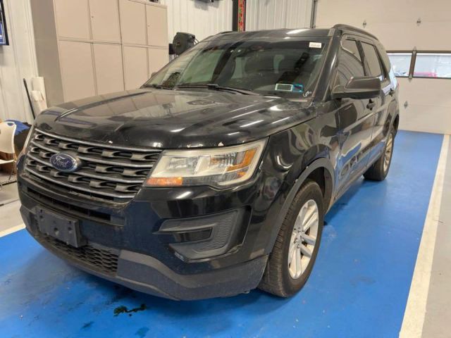 2017 Ford Explorer Base 4WD photo