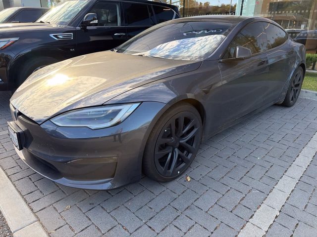 2022 Tesla Model S  AWD photo
