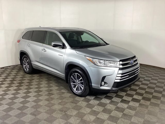 2017 Toyota Highlander Hybrid XLE AWD photo
