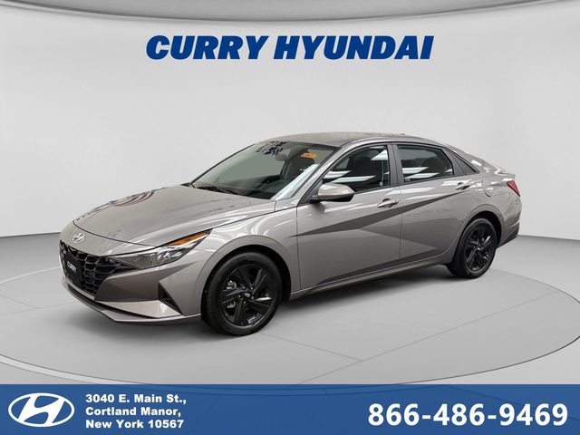 2021 Hyundai Elantra SEL FWD photo