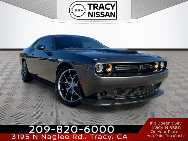 2022 Dodge Challenger GT RWD photo