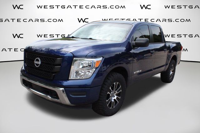 2023 Nissan Titan SV 4WD photo