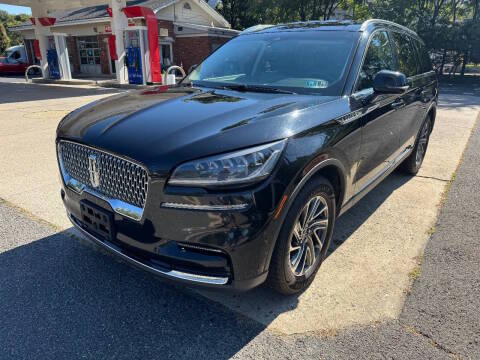 2022 Lincoln Aviator Livery AWD photo
