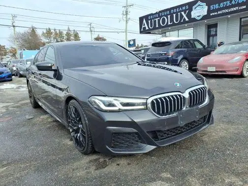2022 BMW 5 Series 530i xDrive AWD photo