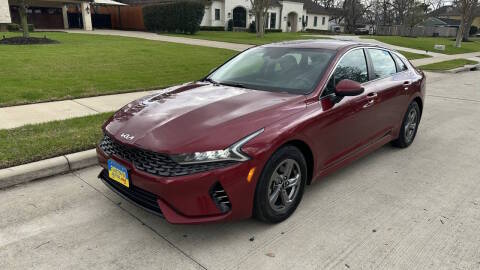 2022 Kia K5 LXS FWD photo
