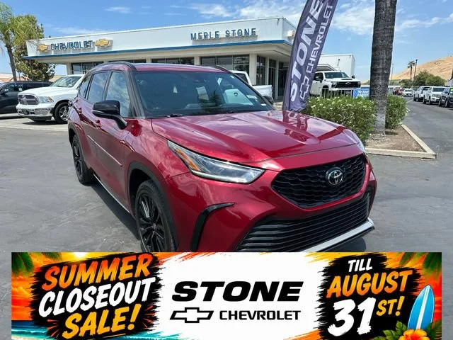 2023 Toyota Highlander XSE FWD photo