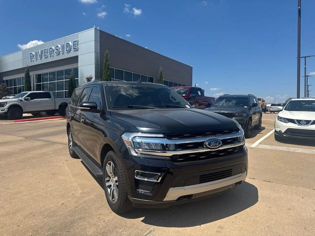 2023 Ford Expedition Max Limited 4WD photo
