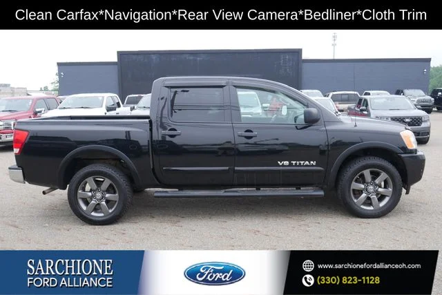 2015 Nissan Titan SV 4WD photo