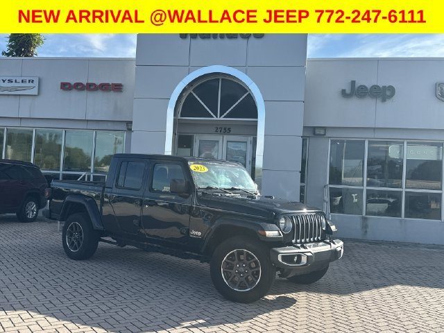 2023 Jeep Gladiator Overland 4WD photo