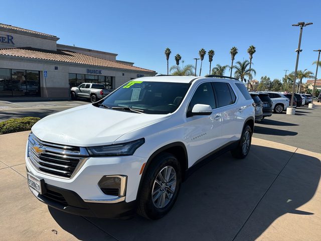 2022 Chevrolet Traverse LT Leather FWD photo