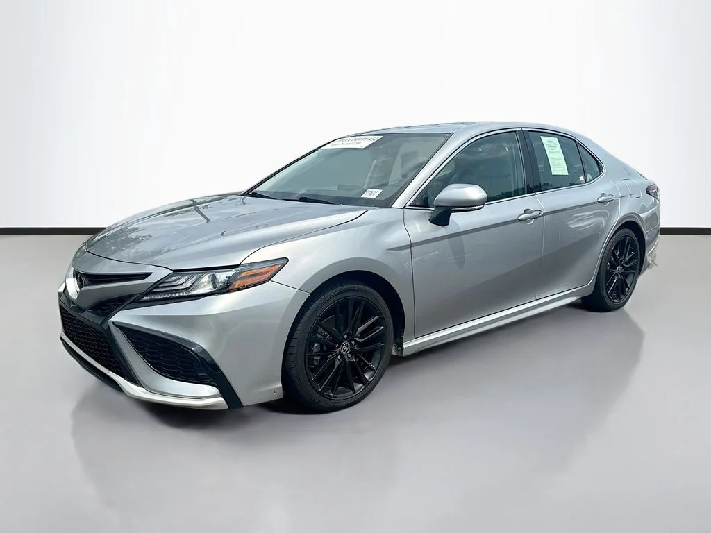 2023 Toyota Camry XSE FWD photo