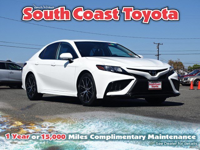 2022 Toyota Camry SE FWD photo
