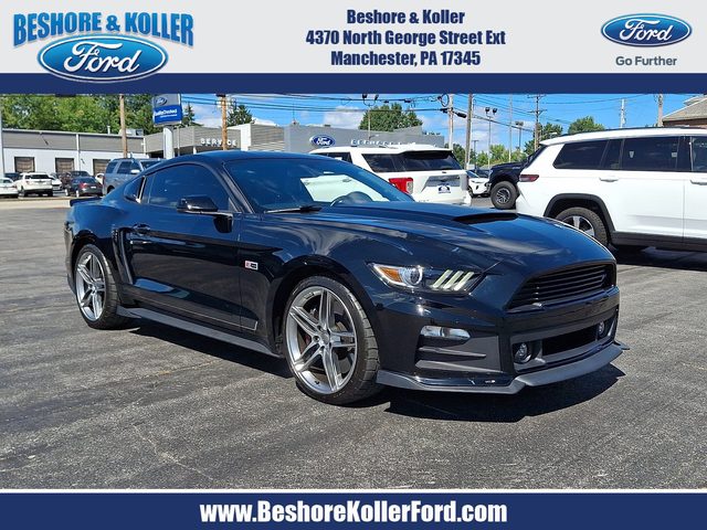 2015 Ford Mustang GT Premium RWD photo