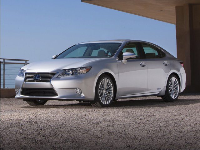 2015 Lexus ES Hybrid FWD photo