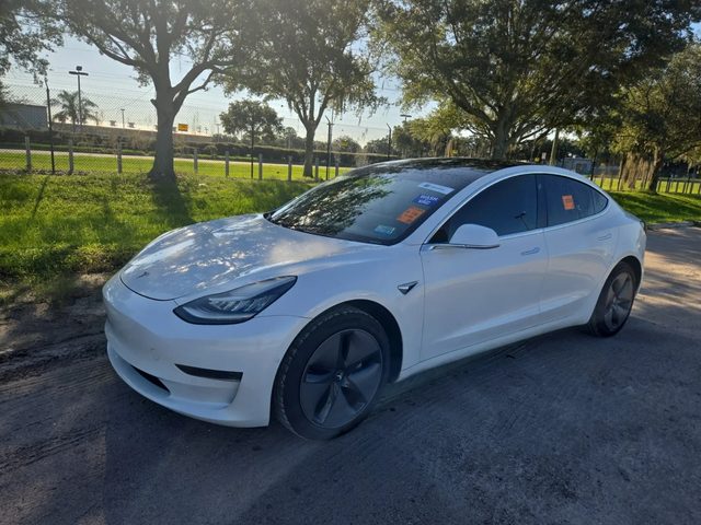 2020 Tesla Model 3 Standard Range Plus RWD photo