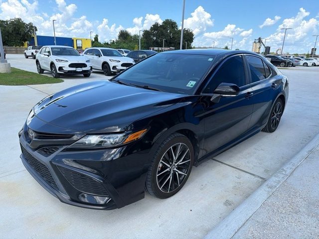 2023 Toyota Camry SE FWD photo