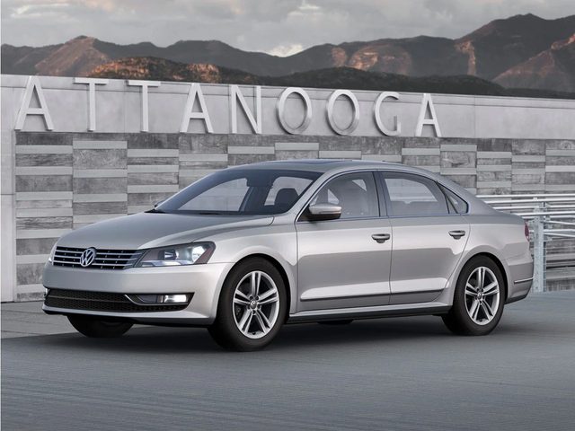 2015 Volkswagen Passat 1.8T Sport FWD photo