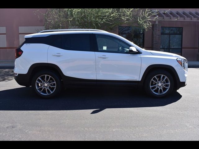 2023 GMC Terrain SLT FWD photo