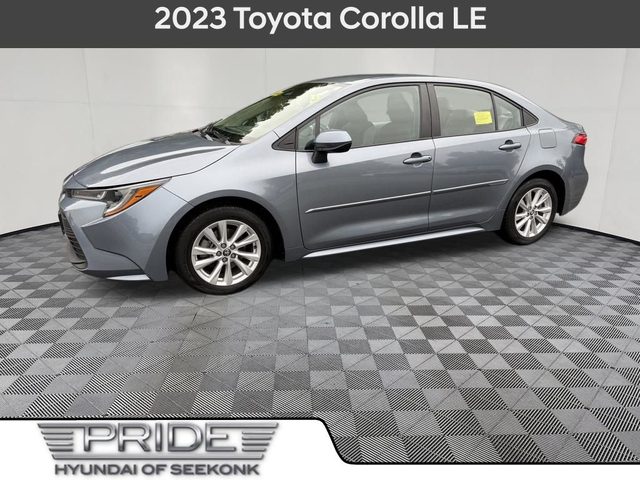 2023 Toyota Corolla LE FWD photo