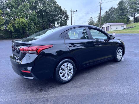 2021 Hyundai Accent SE FWD photo